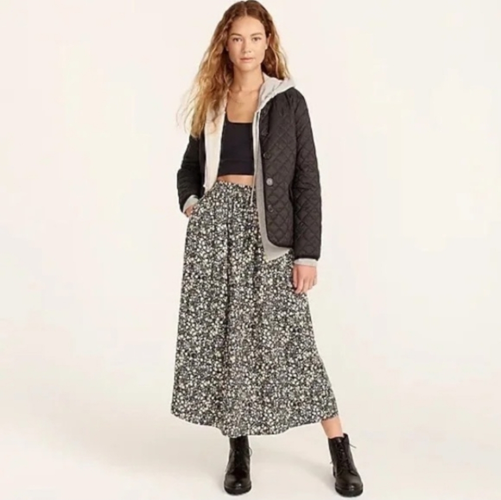 NWOT J.Crew Silk skirt in Garden Floral size L